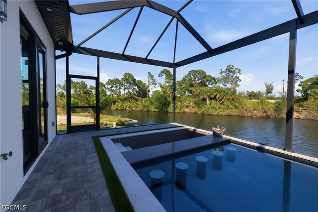 2301 NW 32nd PL, Cape Coral, FL 33993