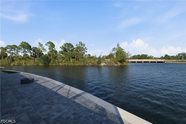 2301 NW 32nd PL, Cape Coral, FL 33993