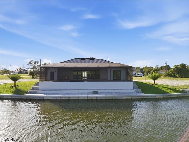 2301 NW 32nd PL, Cape Coral, FL 33993