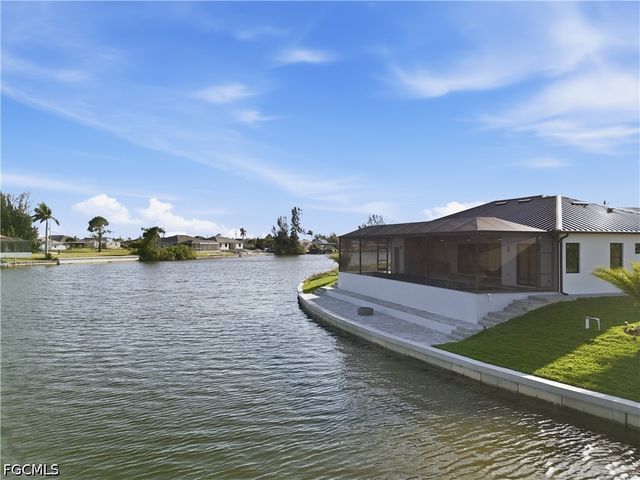 2301 NW 32nd PL, Cape Coral, FL 33993