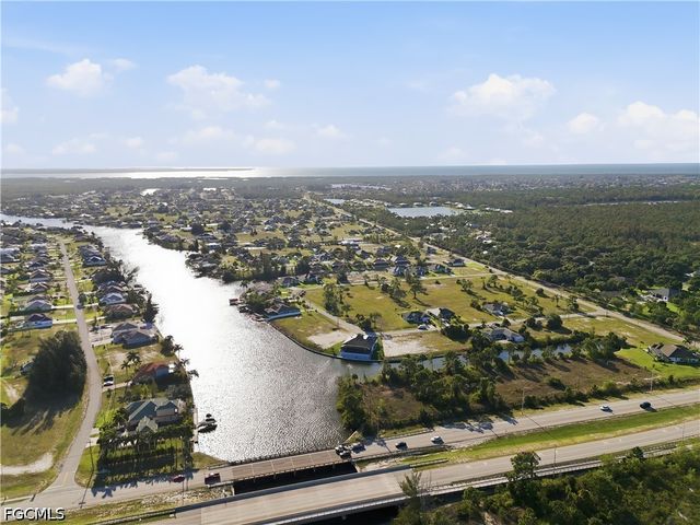 2301 NW 32nd PL, Cape Coral, FL 33993