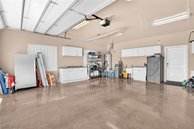 1640 Rocking Horse Drive, Henderson, NV 89002
