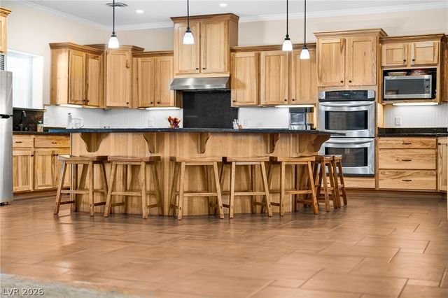 1640 Rocking Horse Drive, Henderson, NV 89002