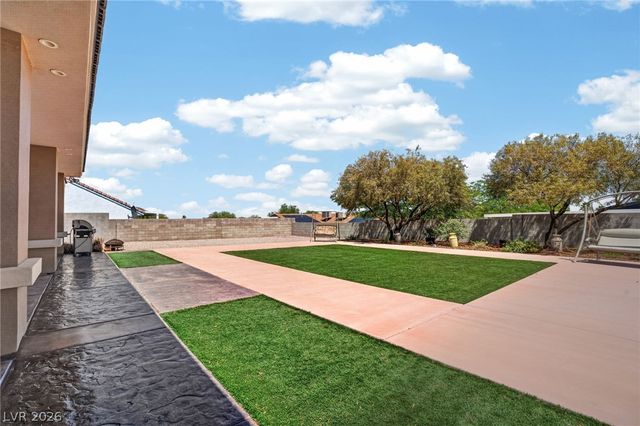 1640 Rocking Horse Drive, Henderson, NV 89002