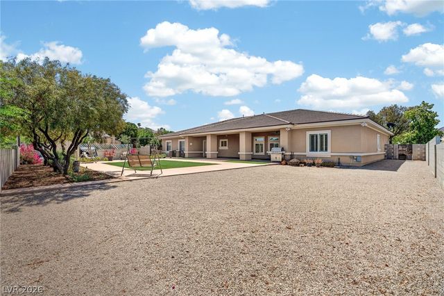 1640 Rocking Horse Drive, Henderson, NV 89002