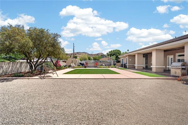 1640 Rocking Horse Drive, Henderson, NV 89002