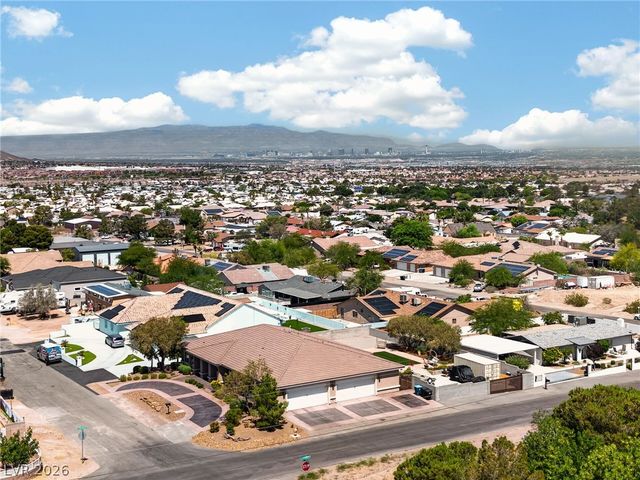 1640 Rocking Horse Drive, Henderson, NV 89002