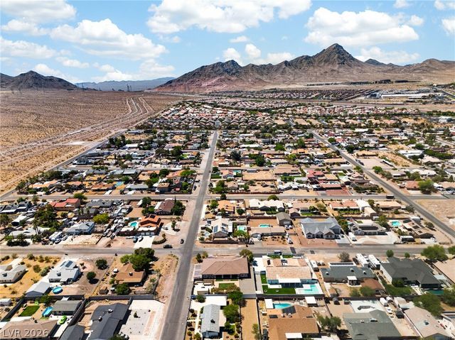 1640 Rocking Horse Drive, Henderson, NV 89002