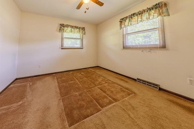 4168 N Lunar Drive, Janesville, WI 53546