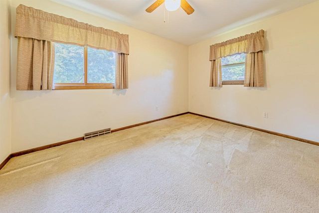 4168 N Lunar Drive, Janesville, WI 53546