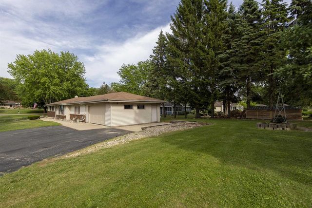 4168 N Lunar Drive, Janesville, WI 53546
