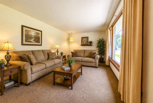 4168 N Lunar Drive, Janesville, WI 53546