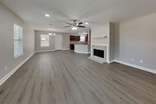 7718 Balsam Crossing Lane, Cypress, TX 77433