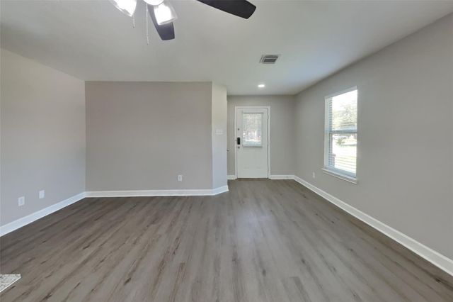 7718 Balsam Crossing Lane, Cypress, TX 77433