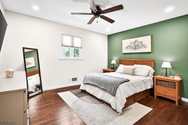 13 Yates Dr, East Brunswick Twp., NJ 08816