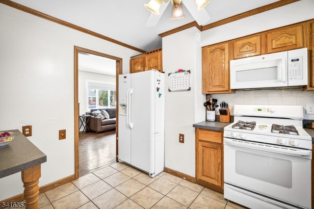 13 Yates Dr, East Brunswick Twp., NJ 08816