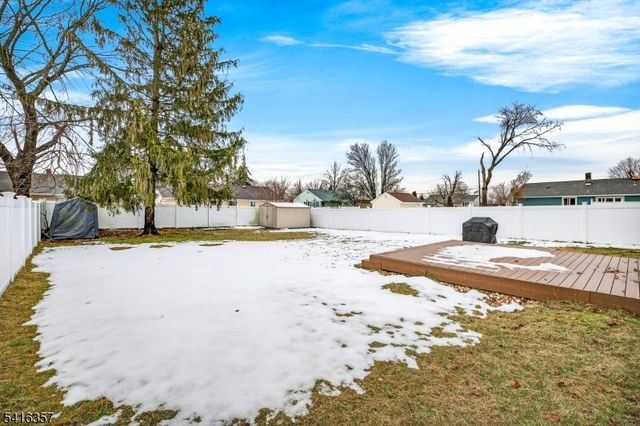 13 Yates Dr, East Brunswick Twp., NJ 08816