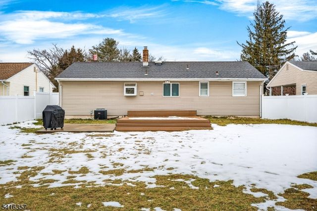 13 Yates Dr, East Brunswick Twp., NJ 08816