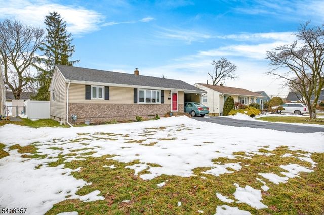 13 Yates Dr, East Brunswick Twp., NJ 08816