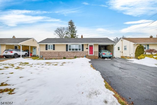 13 Yates Dr, East Brunswick Twp., NJ 08816