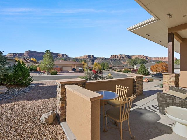 372 Caprock Drive, Grand Junction, CO 81507