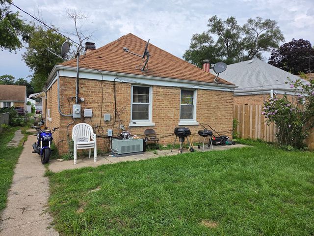 411 50th Avenue, Bellwood, IL 60104