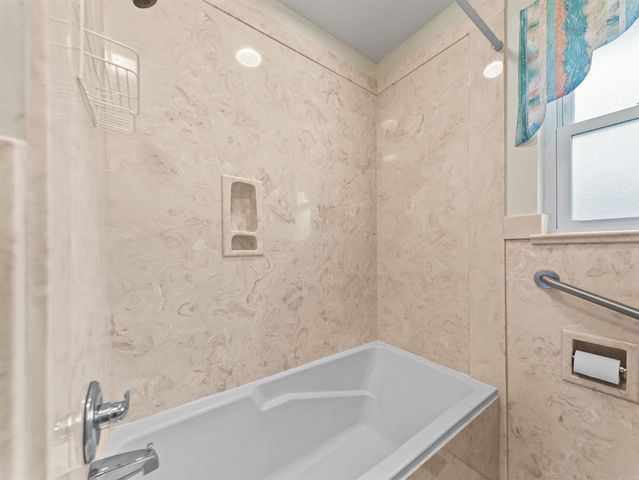 417 Lakeshore Drive, Hot Springs, AR 71913