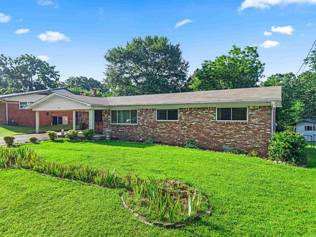 417 Lakeshore Drive, Hot Springs, AR 71913