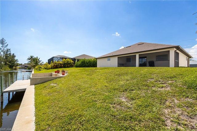 324 SW 21st TER, Cape Coral, FL 33991
