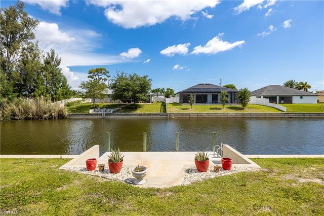 324 SW 21st TER, Cape Coral, FL 33991