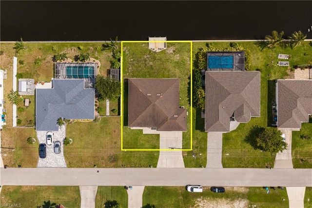 324 SW 21st TER, Cape Coral, FL 33991