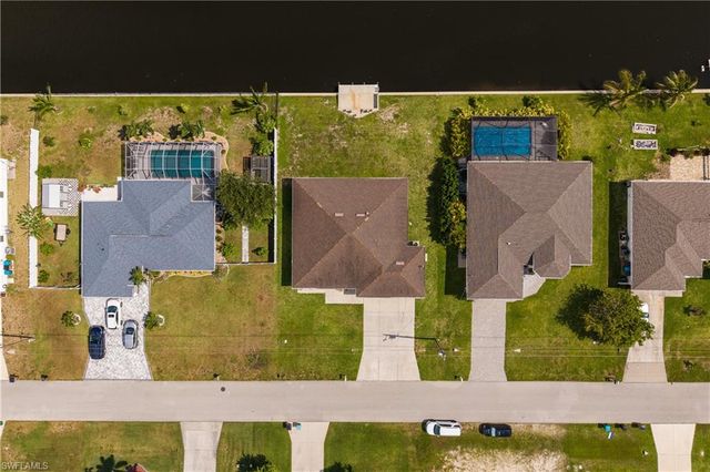324 SW 21st TER, Cape Coral, FL 33991
