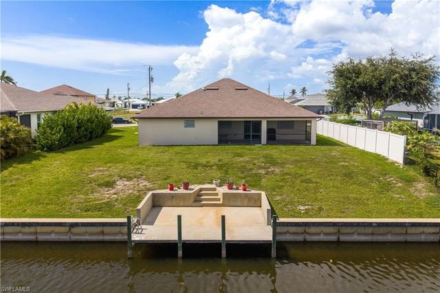 324 SW 21st TER, Cape Coral, FL 33991