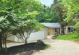 429 Hide-A-Way Hills Lane, Sugar Grove, OH 43155