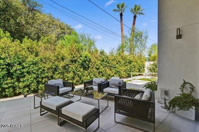 100 W NORTHERN Avenue 1, Phoenix, AZ 85021