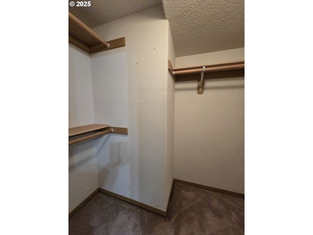 14154 Se BUSH St, Portland, OR 97236