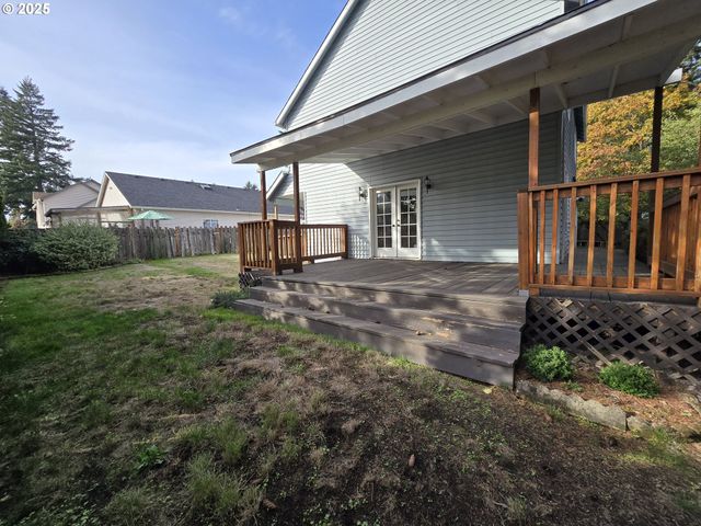 14154 Se BUSH St, Portland, OR 97236