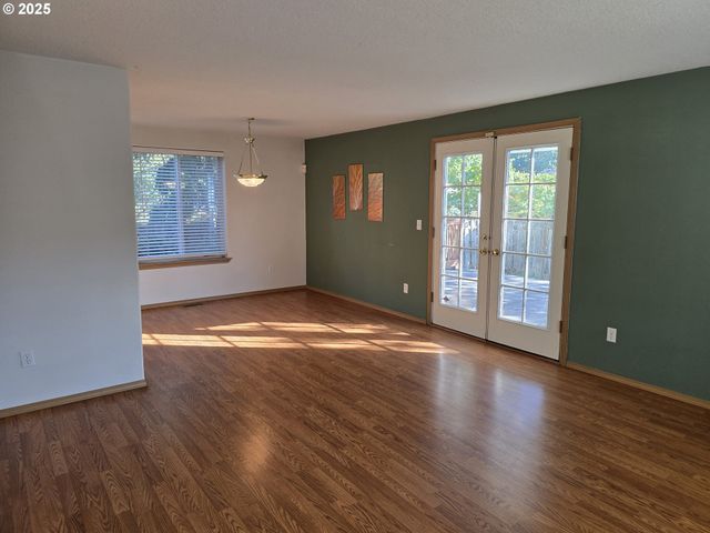 14154 Se BUSH St, Portland, OR 97236