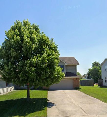 6827 Falcon Drive, Schererville, IN 46375