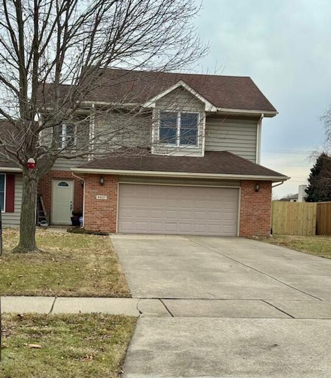 6827 Falcon Drive, Schererville, IN 46375