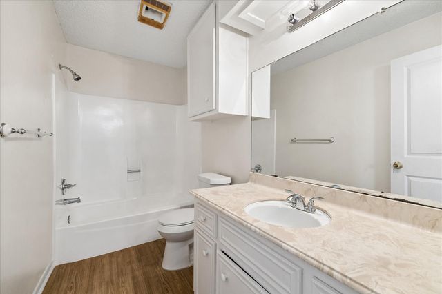 8703 Twisting Vine Lane, Houston, TX 77040