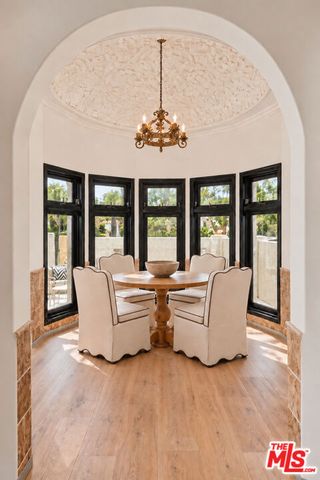 439 N La Jolla Avenue, Los Angeles, CA 90048