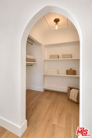 439 N La Jolla Avenue, Los Angeles, CA 90048