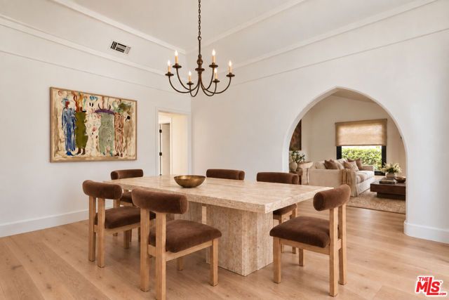 439 N La Jolla Avenue, Los Angeles, CA 90048