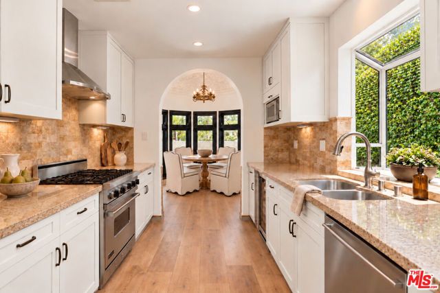 439 N La Jolla Avenue, Los Angeles, CA 90048