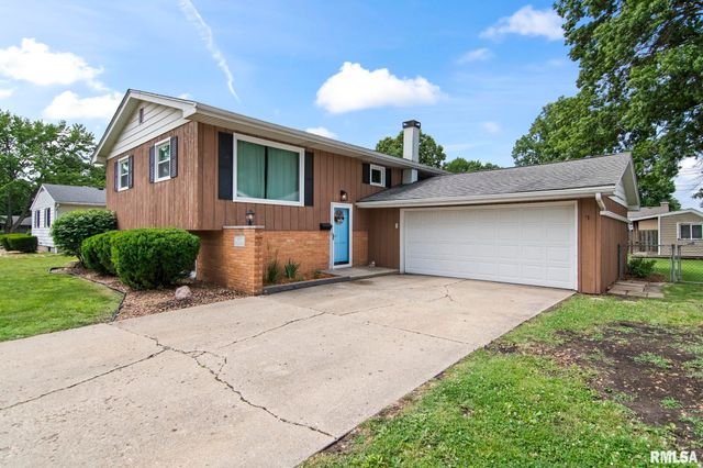 108 COLLIER Drive, Springfield, IL 62704