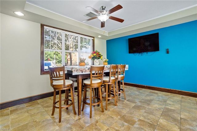 713 Windy Way Unit 107, Newport News, VA 23602