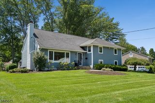 27 Shadowlawn Dr, Livingston Twp., NJ 07039