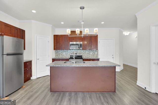232 Cashes Drive, Lilburn, GA 30047