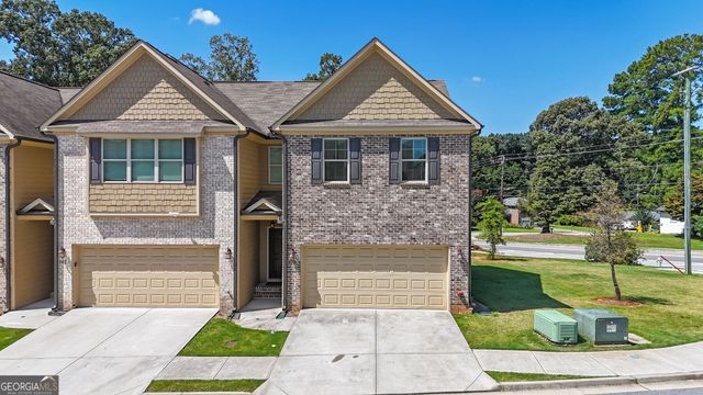 232 Cashes Drive, Lilburn, GA 30047